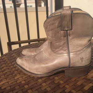 Frye Low rise cowboy boots